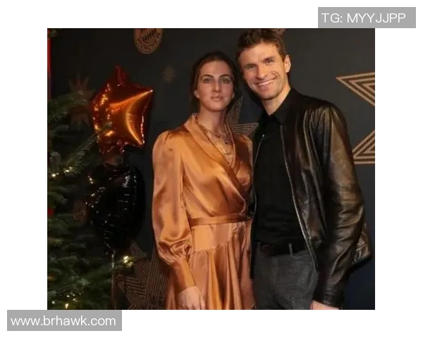 足球明星们的爱情故事揭秘他们心中理想女性的类型与魅力