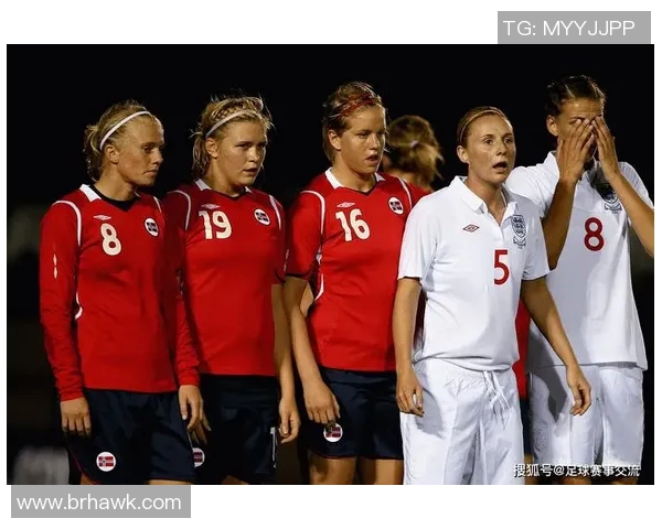 德国女足与丹麦女足比赛延期引发球迷热议与期待