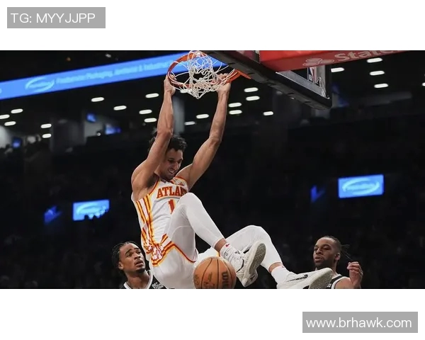 篮网与老鹰激战后球员采访回顾精彩瞬间与战术分析